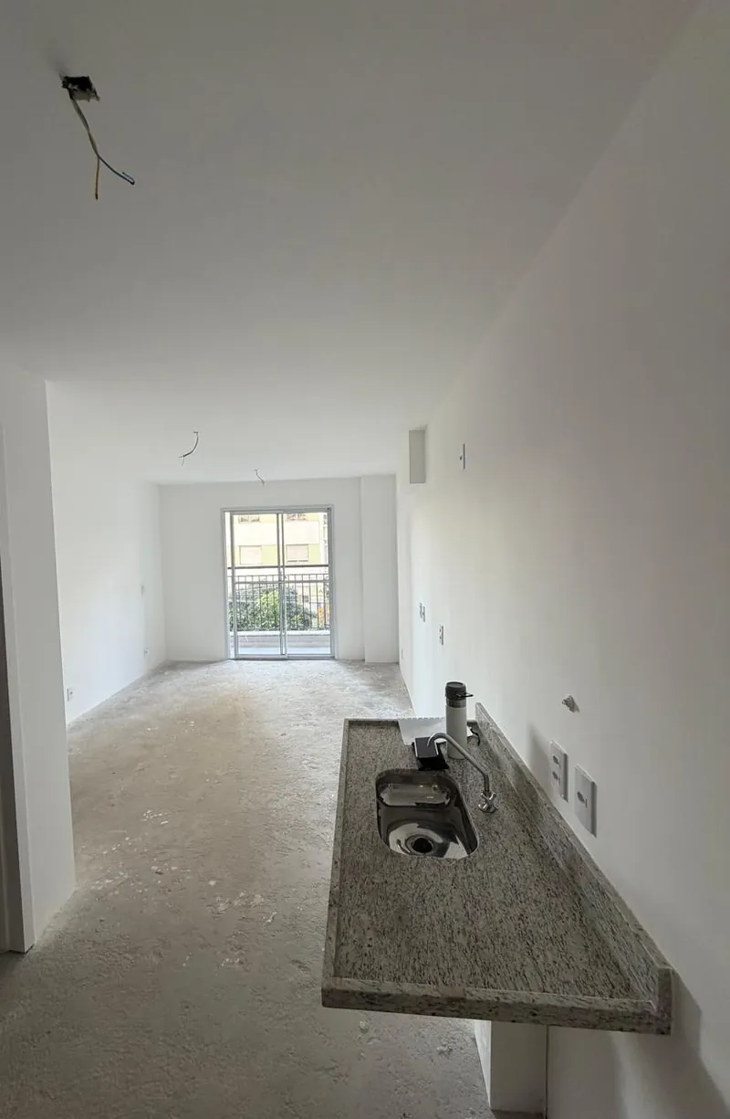 Cozinha com bancada de granito do studio de 26 m²