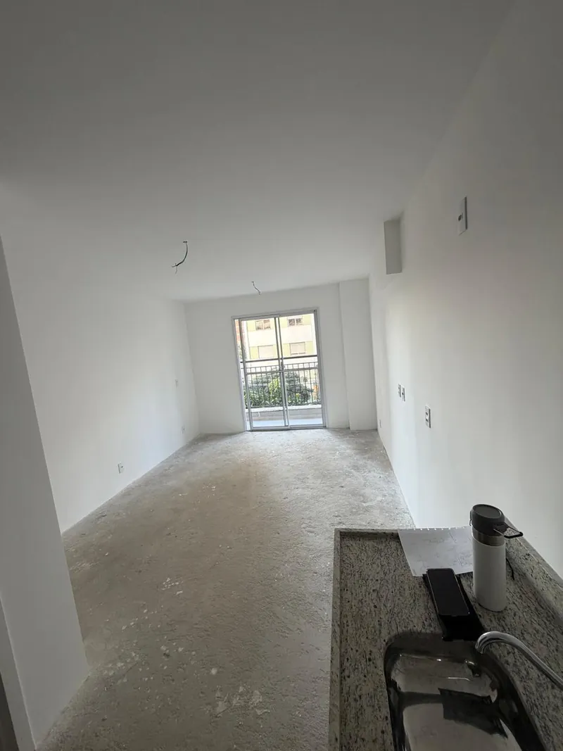 Sala do studio de 26 m², como é entregue