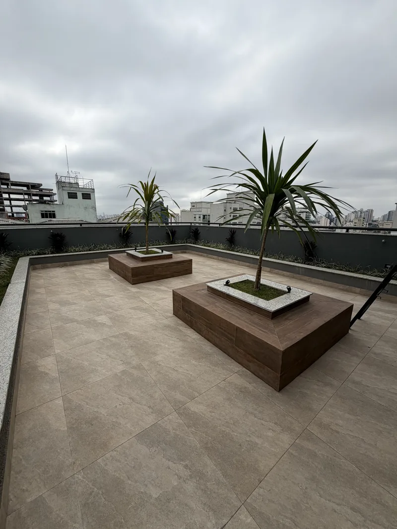 Jardim do terraço do Place Aclimação — foto real de 26/09/2026